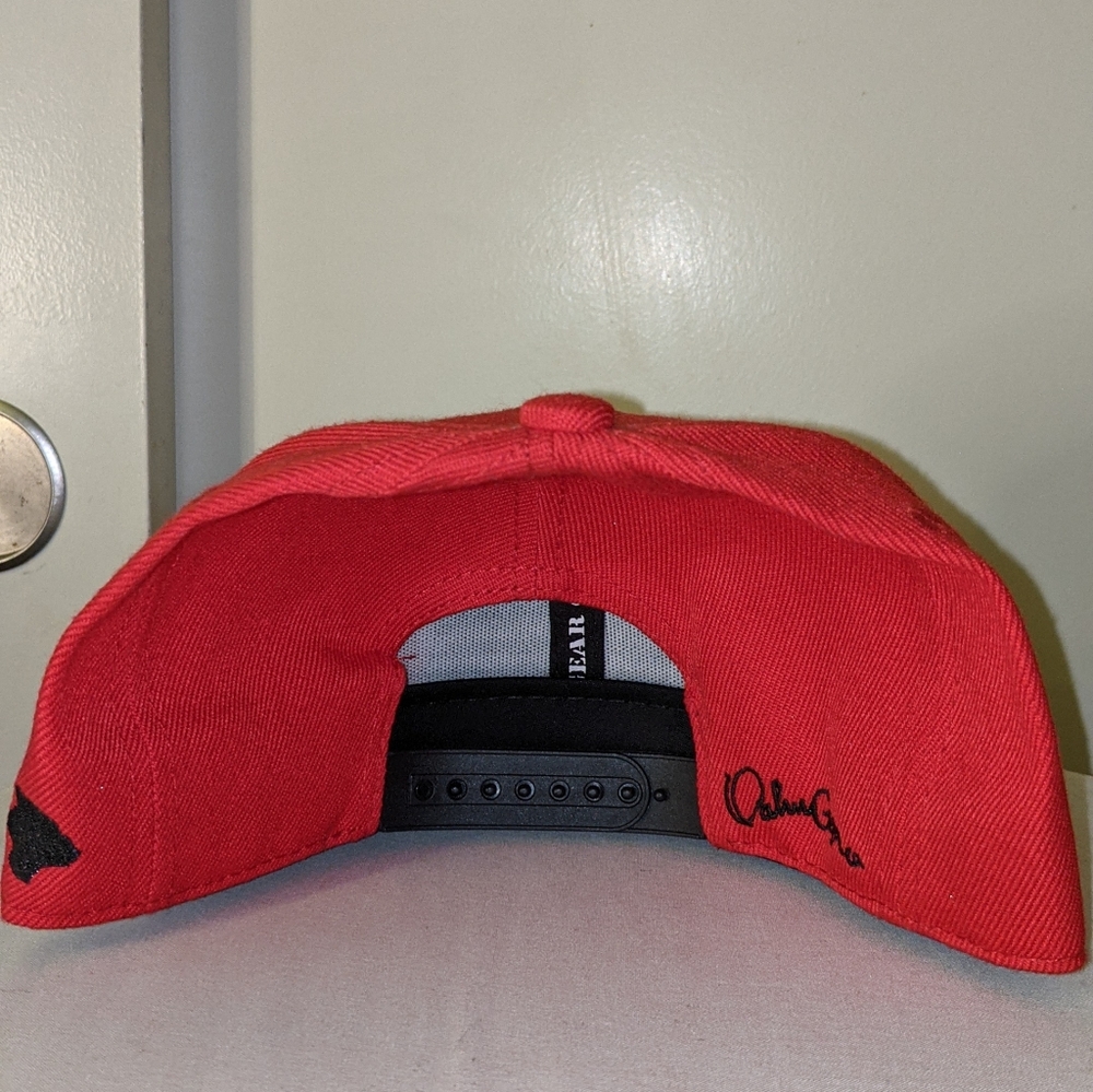 Baseball cap - Picture 2 of 3
